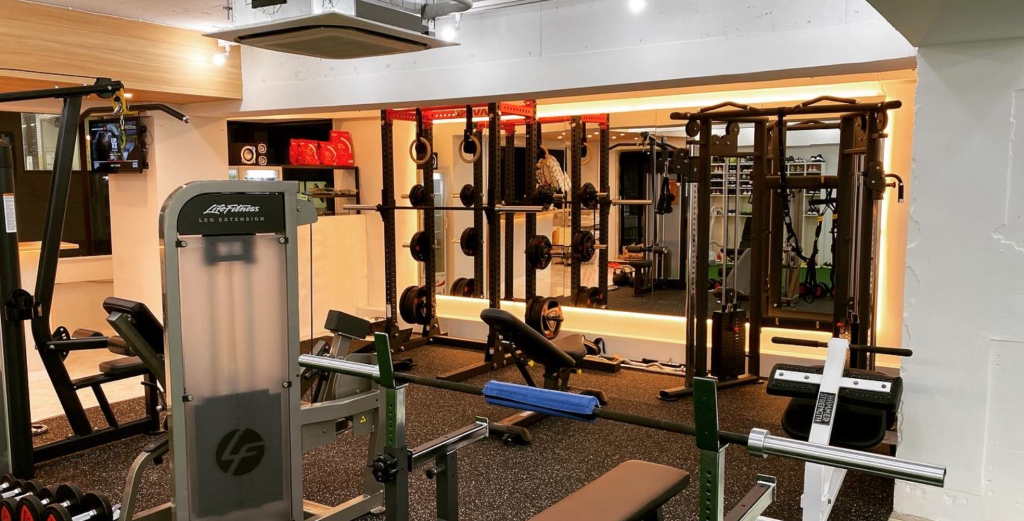 M -Strength- Fitness Gym 上板橋の店内風景